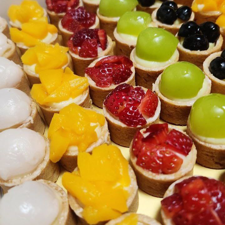 Assorted Fruits Vanilla Custard Large Platter
